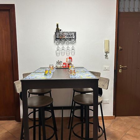 Dm House Apartment ปาแลร์โม ภายนอก รูปภาพ